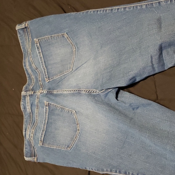 Torrid Luxe Super Skinny 22R - Picture 3 of 4